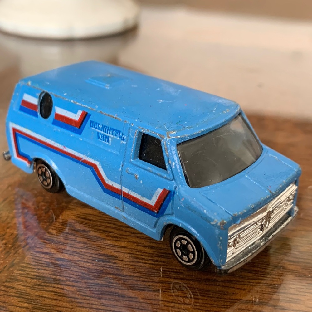 Vintage Yatming Diecast Metal 1981 Blue Delightful Van #899 Thailand Yat Ming